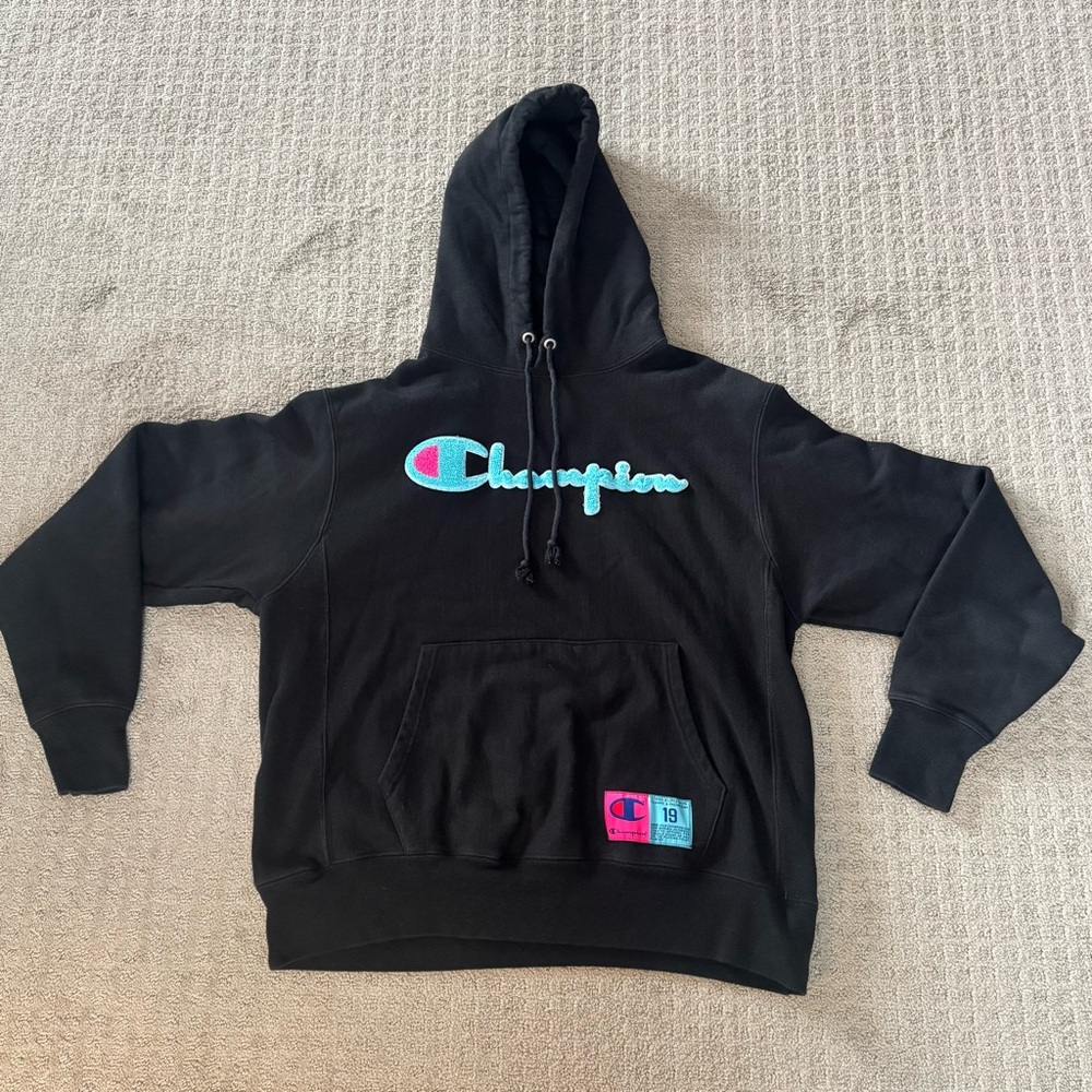 Champion Black Reverse Weave Sweatshirt with Light Blue Raised Logo Large